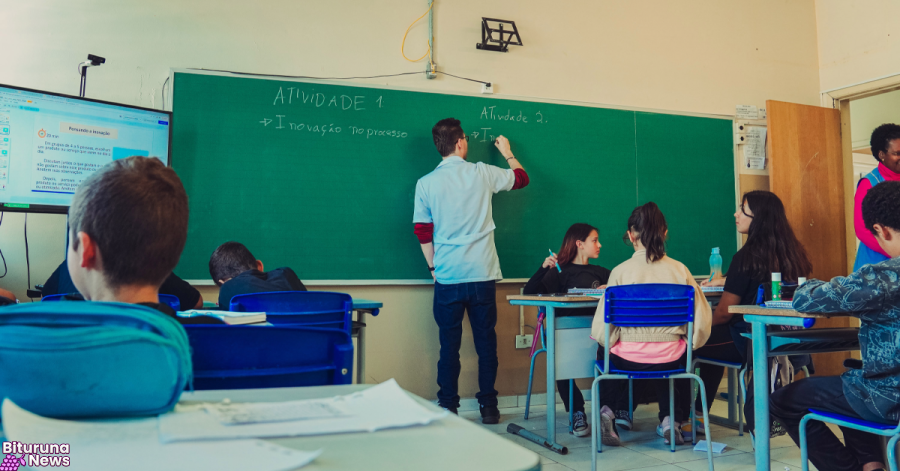 Aulas na rede estadual do Paraná voltam dia 5 de fevereiro