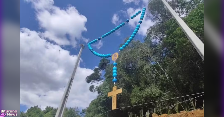 Terço suspenso de 10 metros é instalado em rota religiosa de Guarapuava