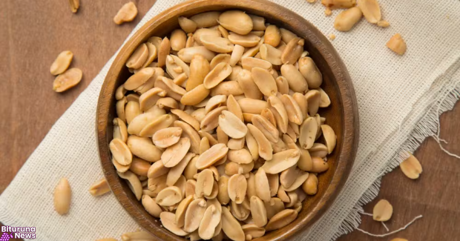 Colesterol ruim x amendoim: porções, versões e riscos para reduzir o LDL