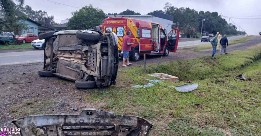 União da Vitória registra capotamento; condutora tem ferimentos leves