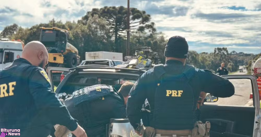 Contradição na BR-277: mãe e filho escondiam 259 iPhones