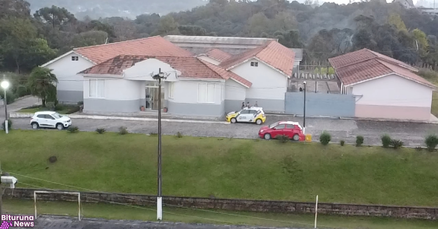Ato de vandalismo em colégio estadual de Mallet danifica equipamentos e suspende aulas