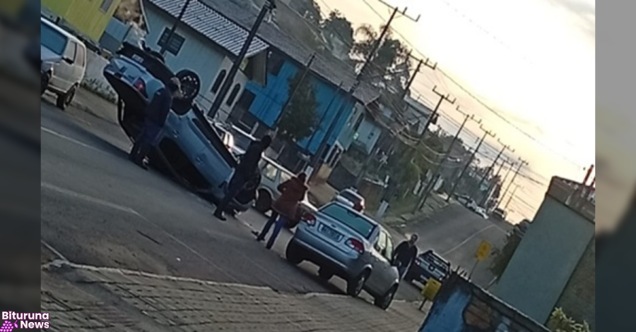 Para-brisa congelado faz motorista perder o controle e capotar em General Carneiro
