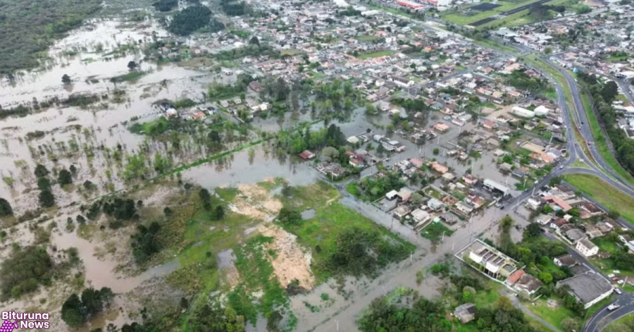 Chuvas no Paraná afetam mais de 22 mil pessoas, deixam 4 mortos e 2 desaparecidos